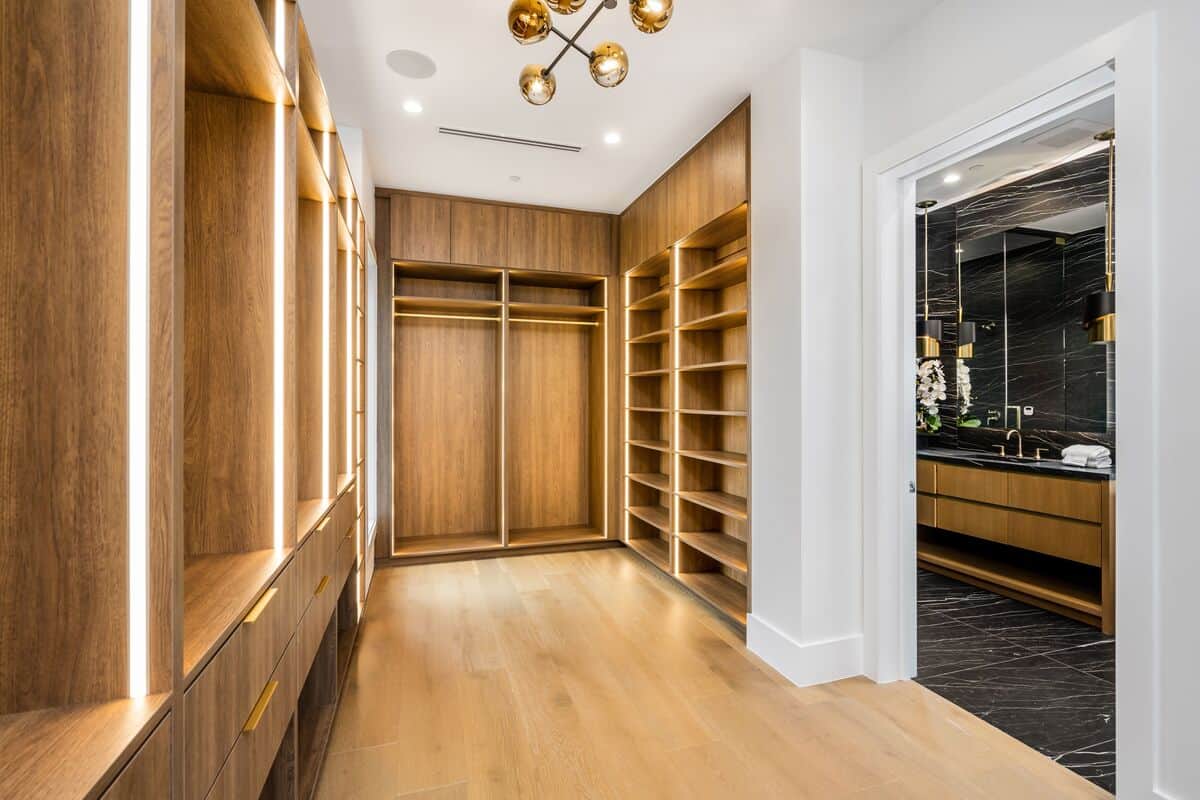 Lithia, FL Custom Home Organization & designs Explore Efficient storage systems in Lithia, FL