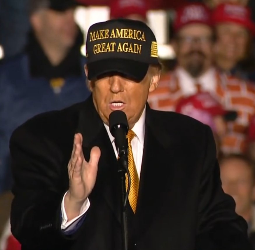 TRUMP BLACK GOLD MAGA HAT