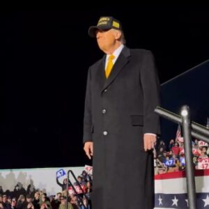 BLACK GOLD MAGA HAT