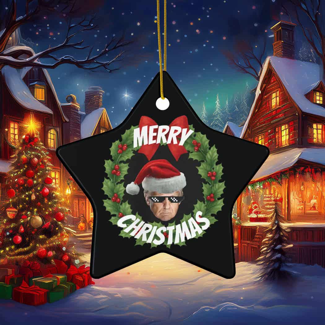 Funny Donald Trump Christmas Wreath Ornament Funny Donald Trump Christmas Wreath Ornament