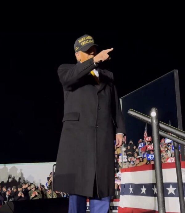 TRUMP GOLD MAGA - DARK MAGA HAT