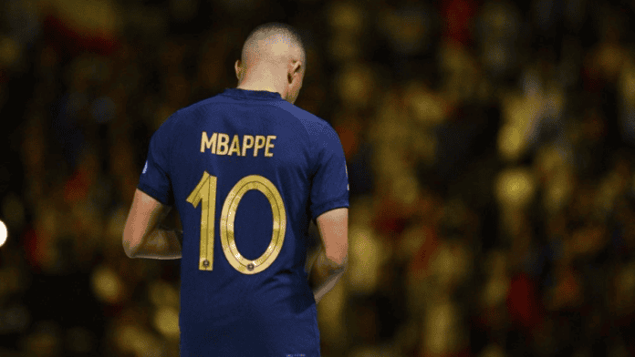 كيليان مبابي يعود إلى تشكيلة المنتخب الفرنسي في مارس