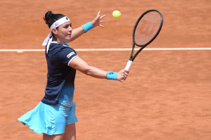 أنس جابر تتقدم مركزين في تصنيف WTA 2025 رغم غيابها عن الملاعب