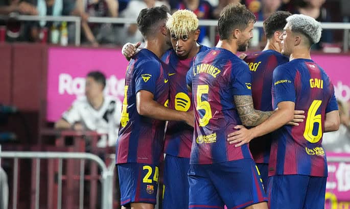 برشلونة قد يواجه باريس سان جيرمان في مونتجويك بدوري الأبطال