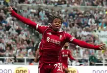 ليفربول يوقع عقداً احترافياً مع الموهبة ريو نغوموخي (17 عاماً)