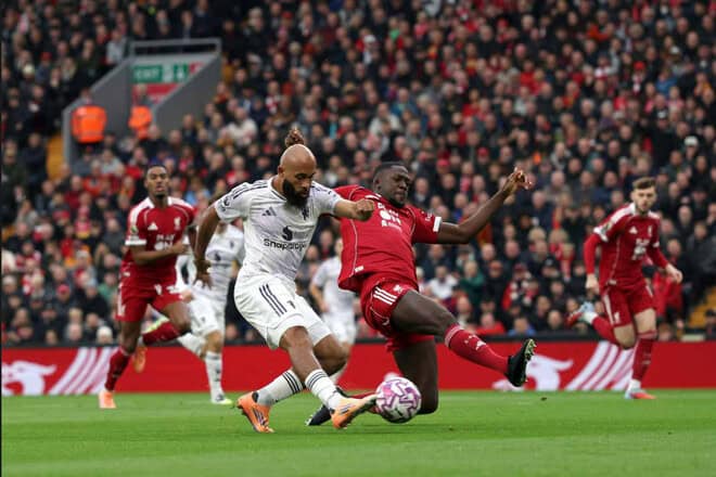 مانشستر يونايتد يهزم ليفربول 2-1 في أنفيلد بعد 9 سنوات