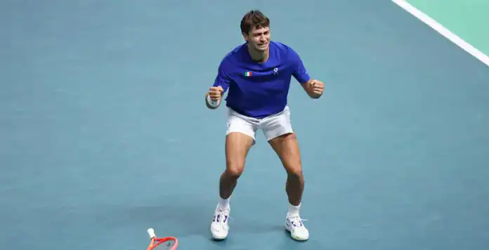 إيطاليا في نهائي كأس ديفيس 2025: كوبولي يحسم شوط فاصل تاريخي أمام بلجيكا