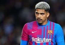 أراوخو يطلب استراحة نفسية من برشلونة بعد البطاقة الحمراء