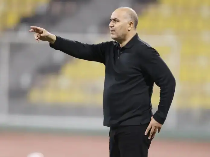 Tunisia's coach attacks CAF after exit from the Arab Cup مدرب تونس يهاجم "الكاف" بعد الخروج من كأس العرب