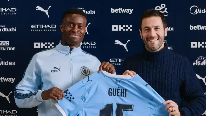 552ea5ea37132656fbc523ff26394ff9a73e1659c8711bfd595f9502fd6d1cba جوارديولا يشكر السيتي على صفقة جيخا: "مدافع من الطراز الأول"