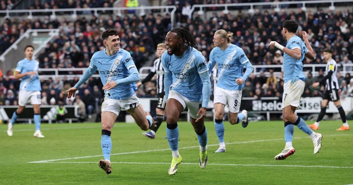Newcastle United v Manchester City - Carabao Cup Semi Final First Leg سيمينيو يتألق.. مانشستر سيتي يفوز 2-0 على نيوكاسل في كأس الرابطة