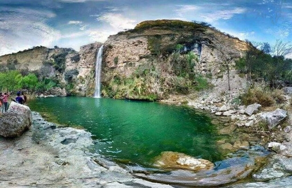 Neel Wahn Waterfall – Chakwal