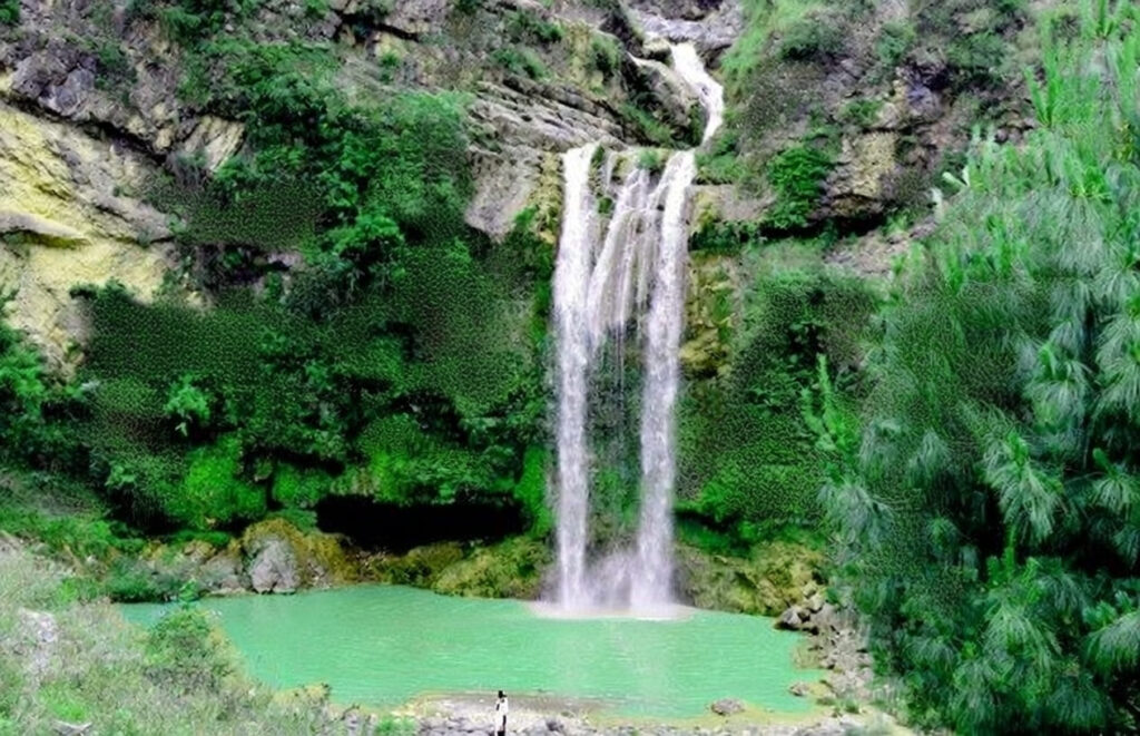 Sajikot Waterfall – Havelian, Khyber Pakhtunkhwa (1)