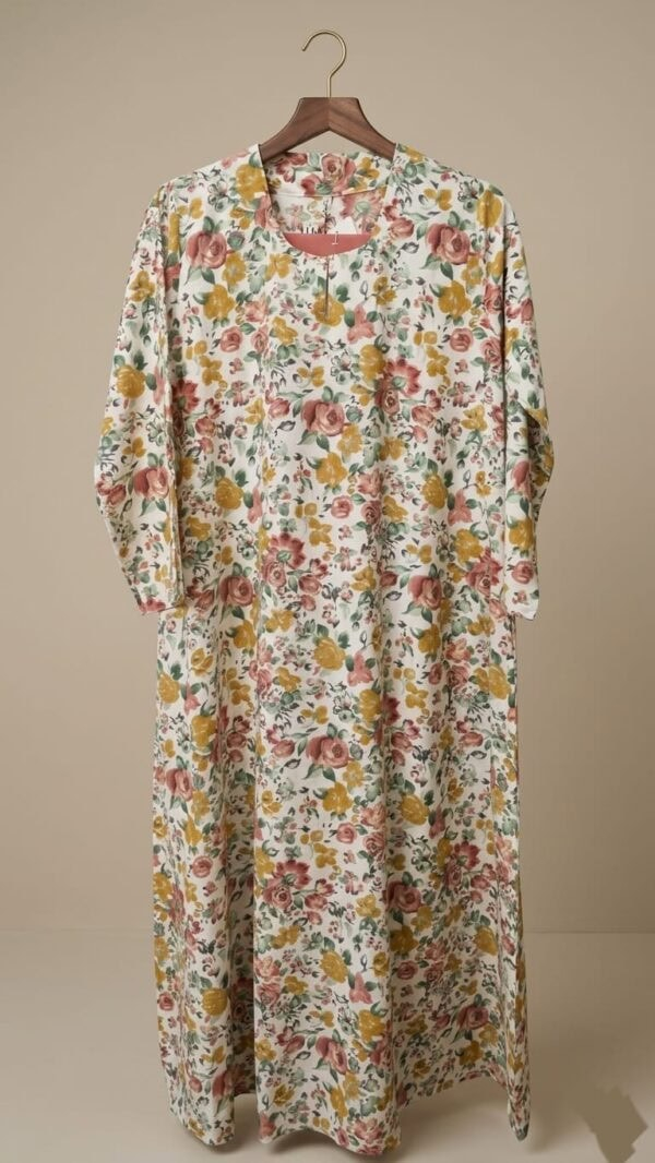 Elegant floral maxi dress with a vibrant pattern and practical pockets, perfect for summer or casual.