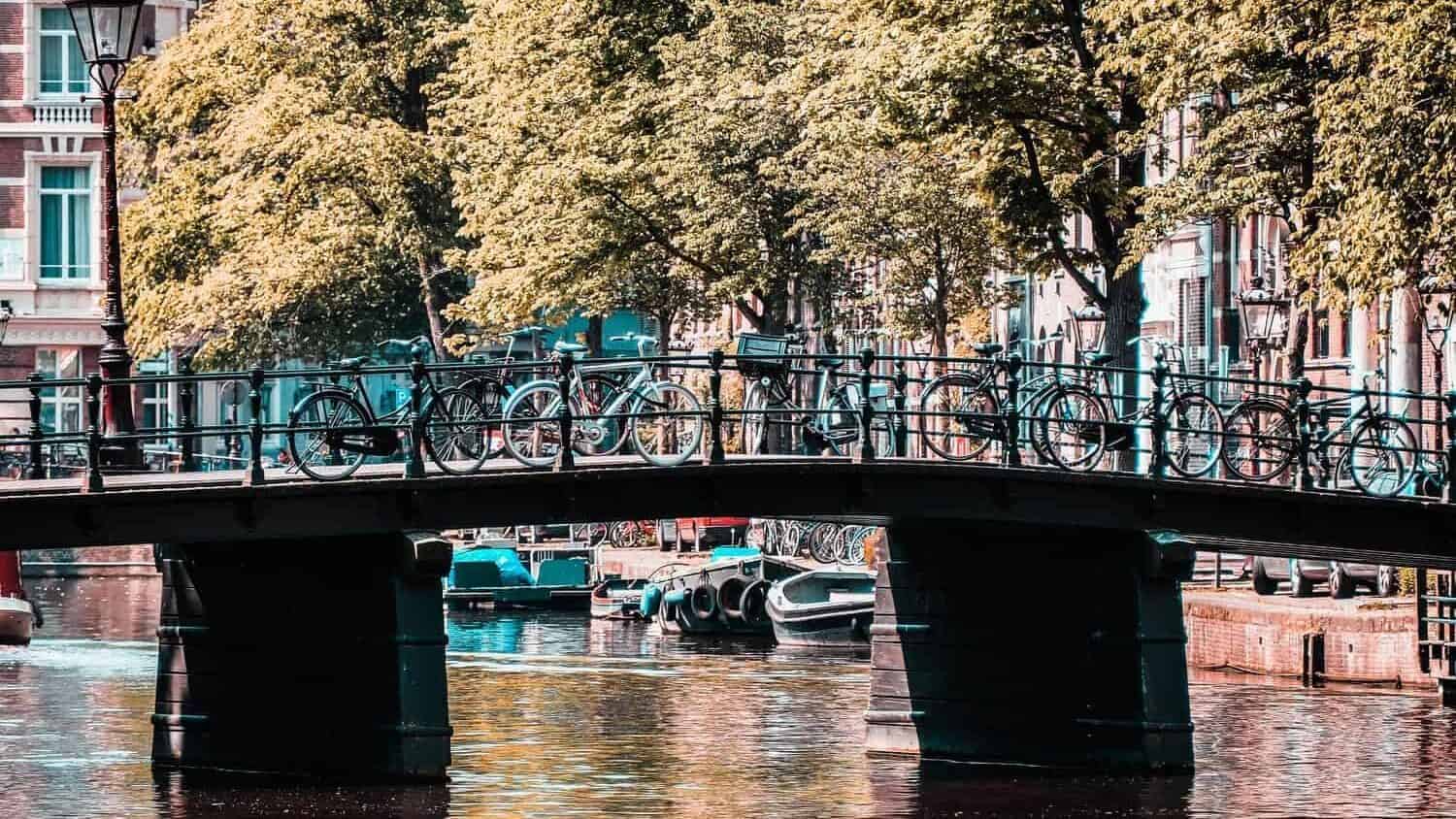 Canal Amsterdam