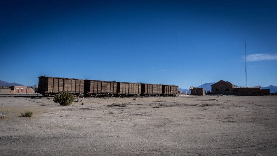 cimetière des trains Uyuni Bolivie