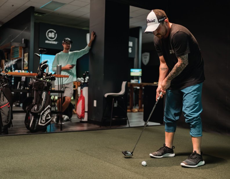 league player putting