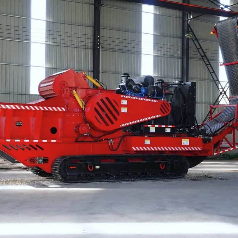 UPSEN USA-1300W uw1300 horizontal grinder processing wood material.