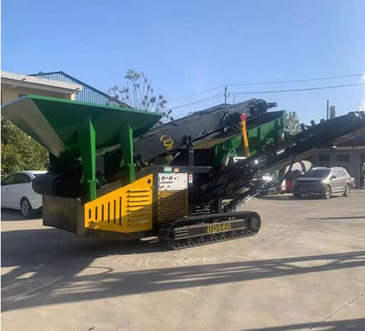 UPSEN USA-1235YK uyk1235 vibrating screener separating soil and rock.