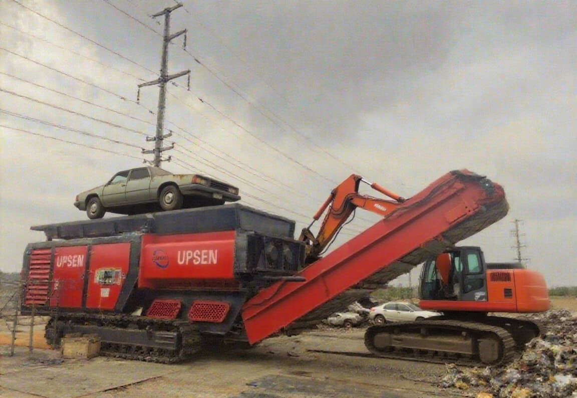 UPSEN USA-950MS-E ums950 mobile waste shredder processing materials.