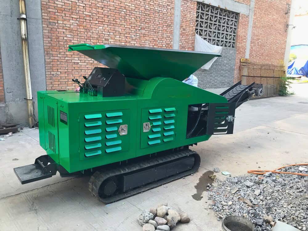 UPSEN USA-503JC-E ujc503e mobile jaw crusher crushing material.