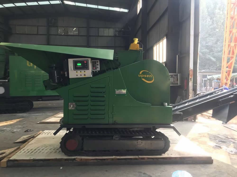 UPSEN USA-503JC ujc503 small mobile crusher processing concrete rubble.