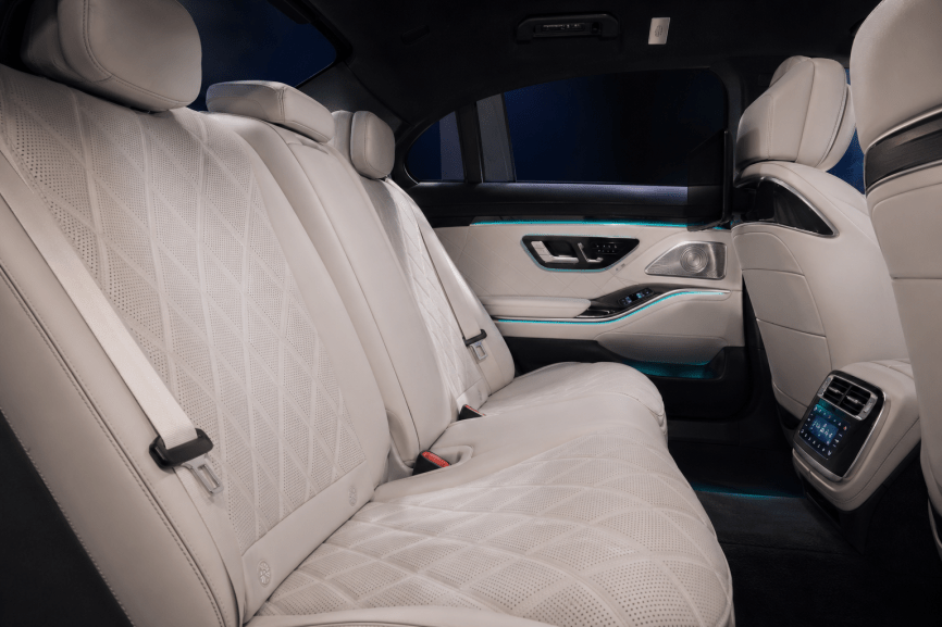Mercedes-Benz S-Class — VanBudapest premium chauffeur service in Budapest (50)