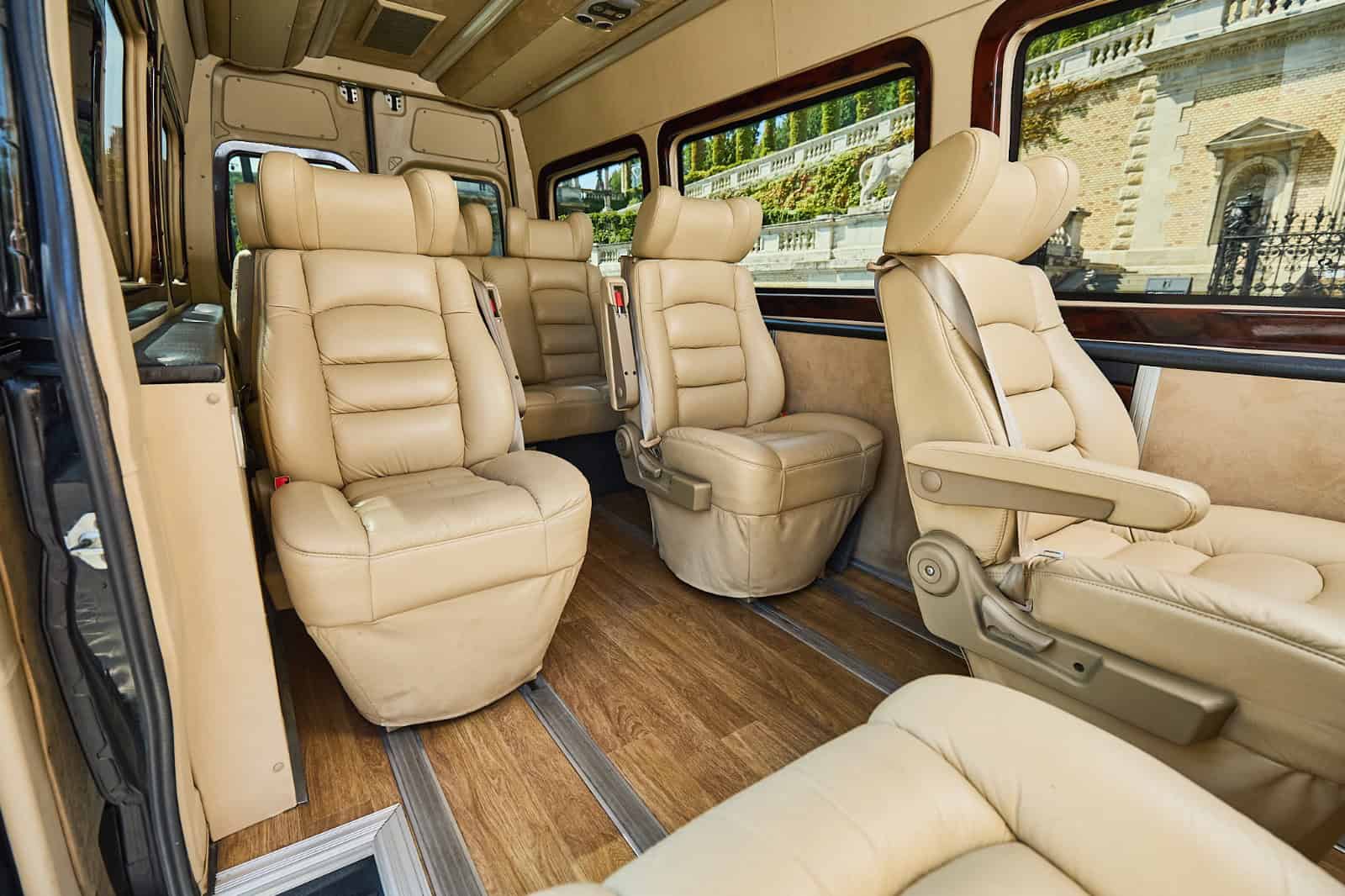 Vehicle interior luxury seating