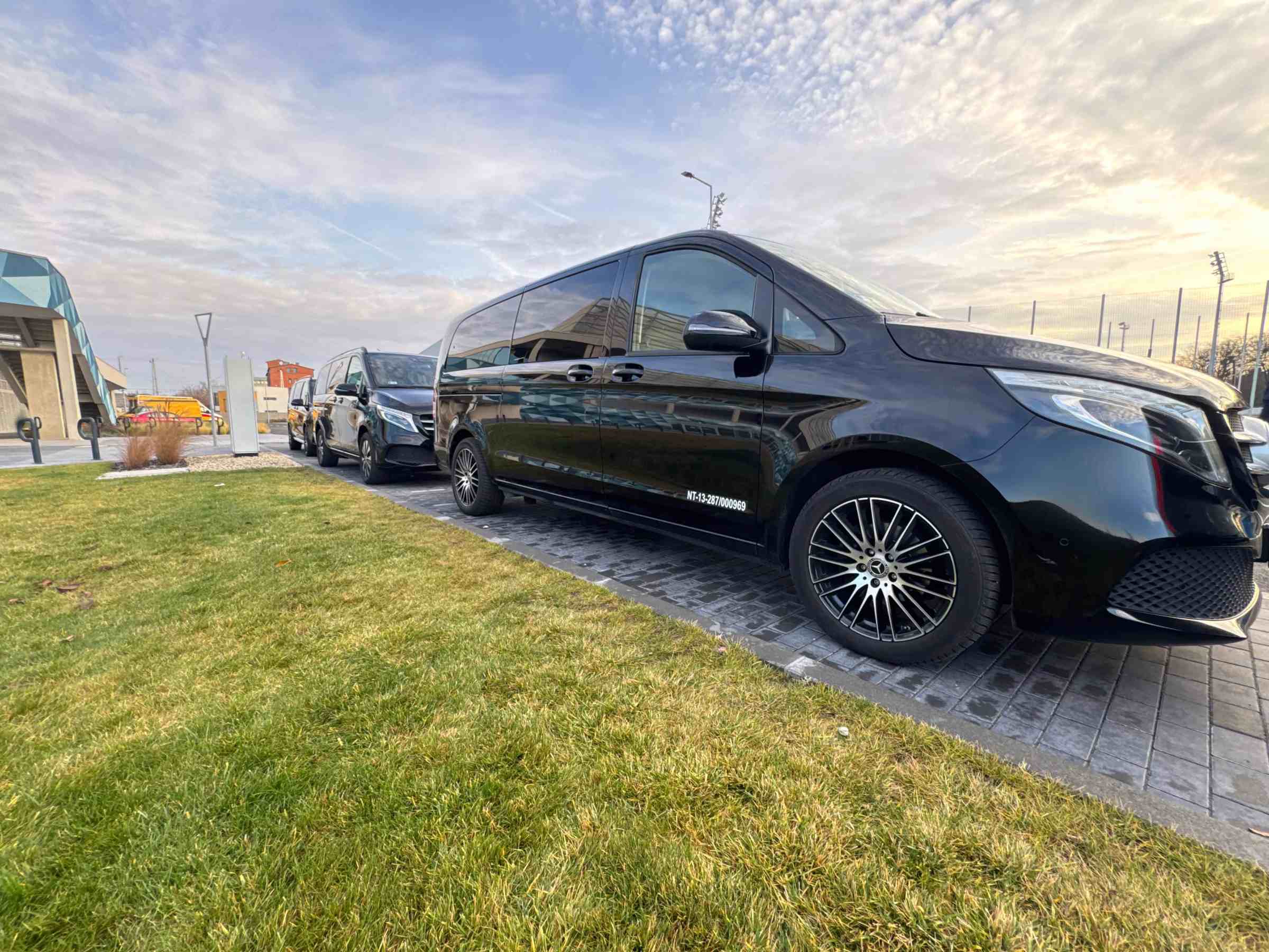 Spring Day Trips from Budapest: The 2026 Season-Opener Guide to the Danube Bend, Pilis & Lake Balaton’s North Shore