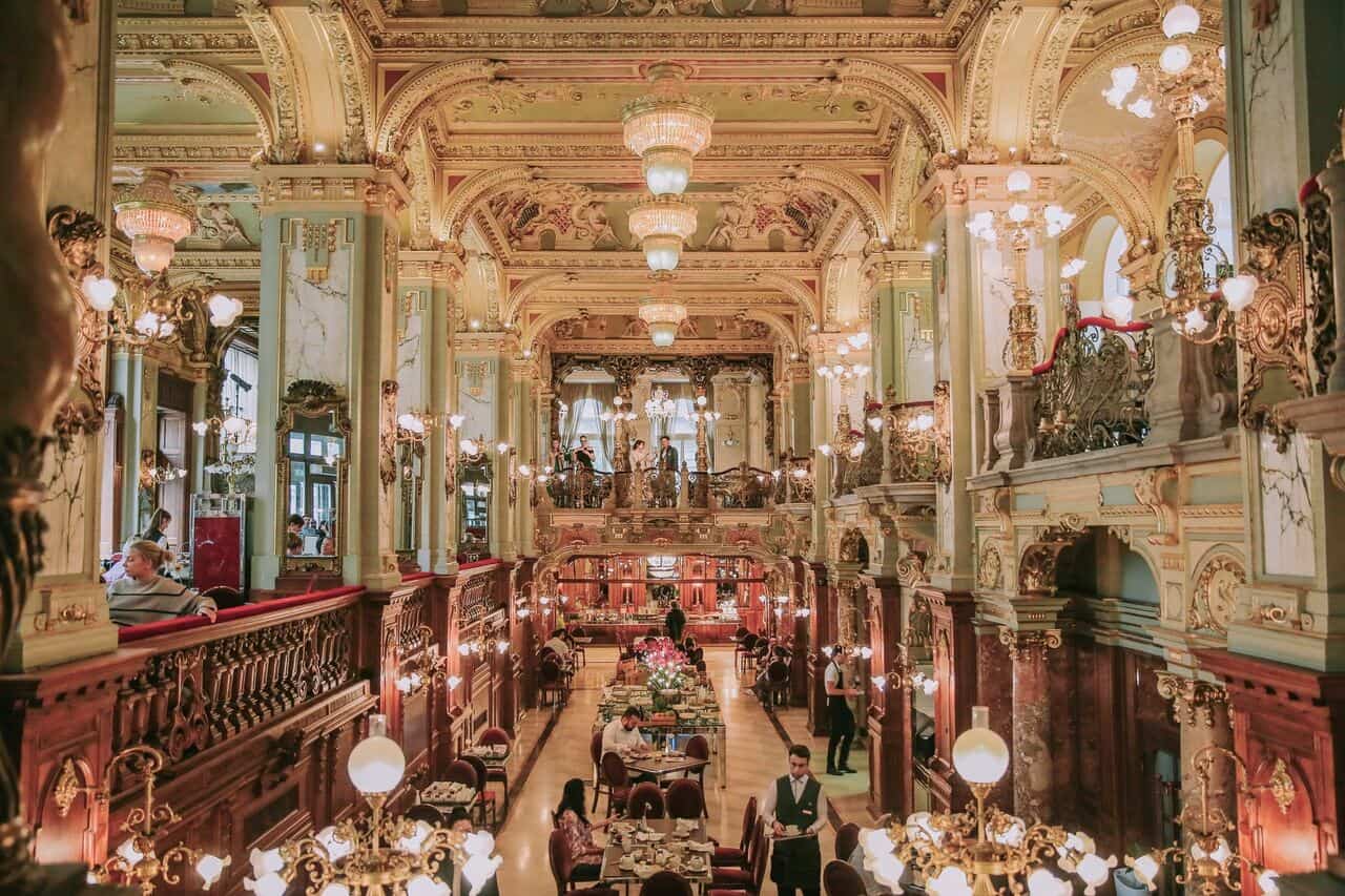 VIP transfer at New York Café Budapest