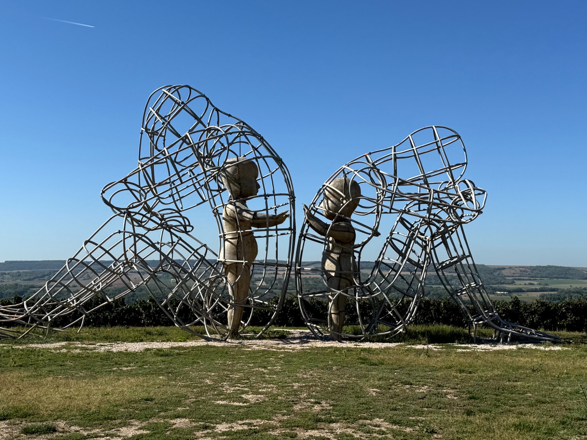 The LOVE Sculpture in Vál: Burning Man-Scale Art, Vineyard Silence, and a Perfect 45-Minute Escape from Budapest