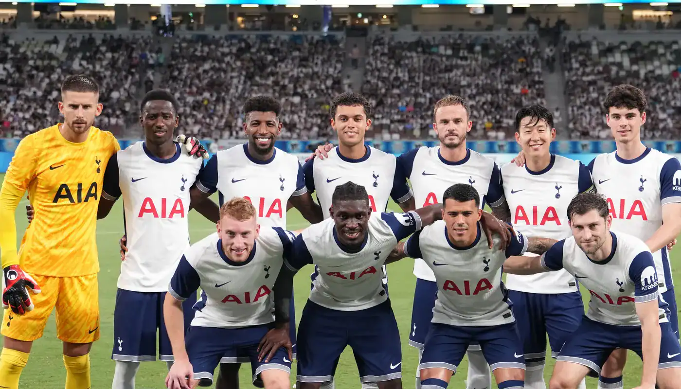 Tottenham Hotspur players during the match