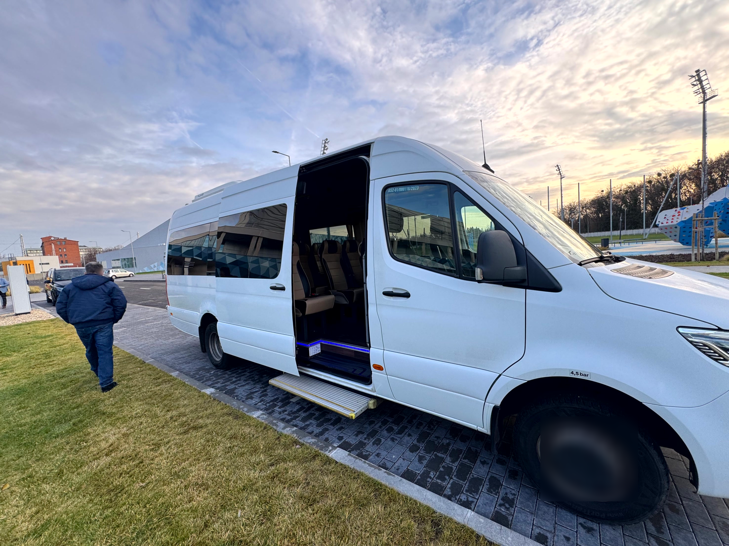 VanBudapest Sprinter exterior