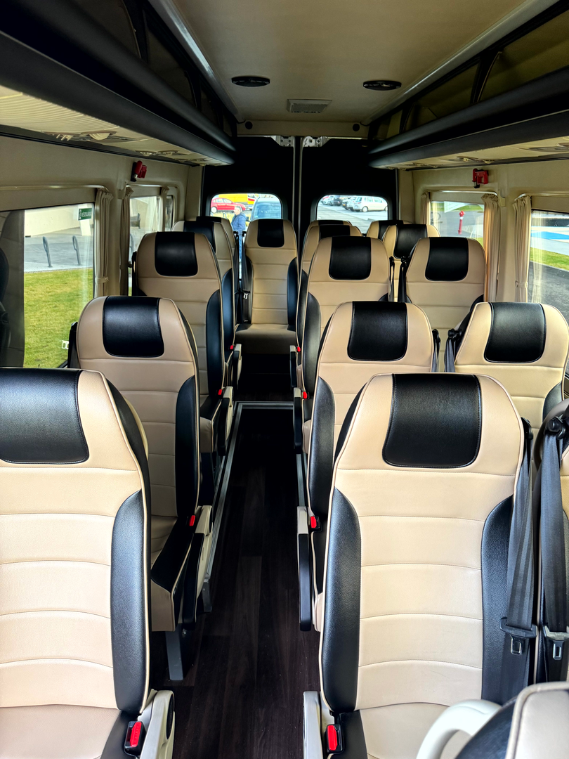 VanBudapest Sprinter exterior