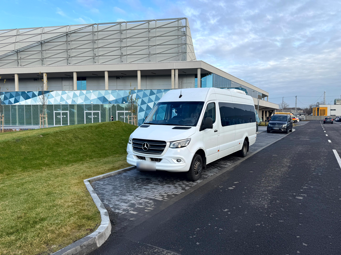 VanBudapest Sprinter exterior