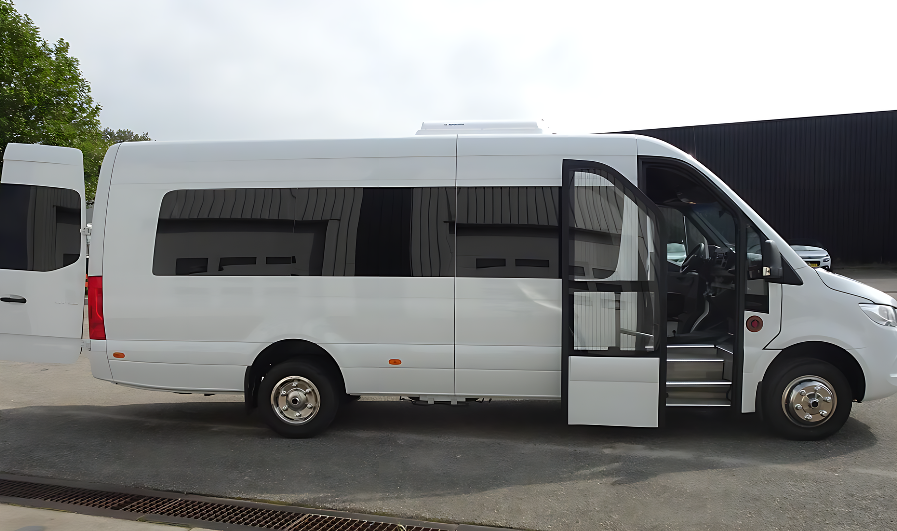 VanBudapest Sprinter interior