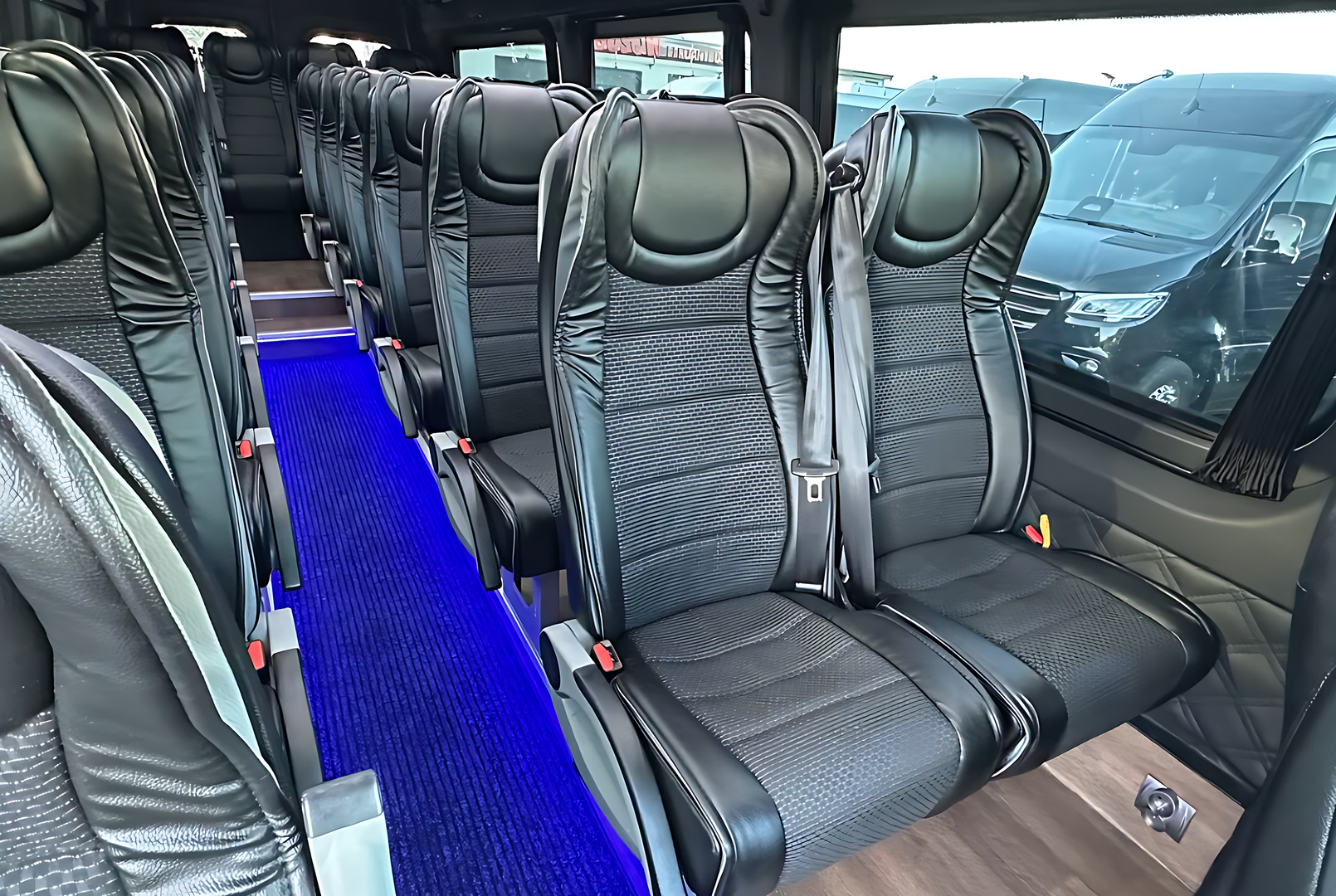 VanBudapest Sprinter interior