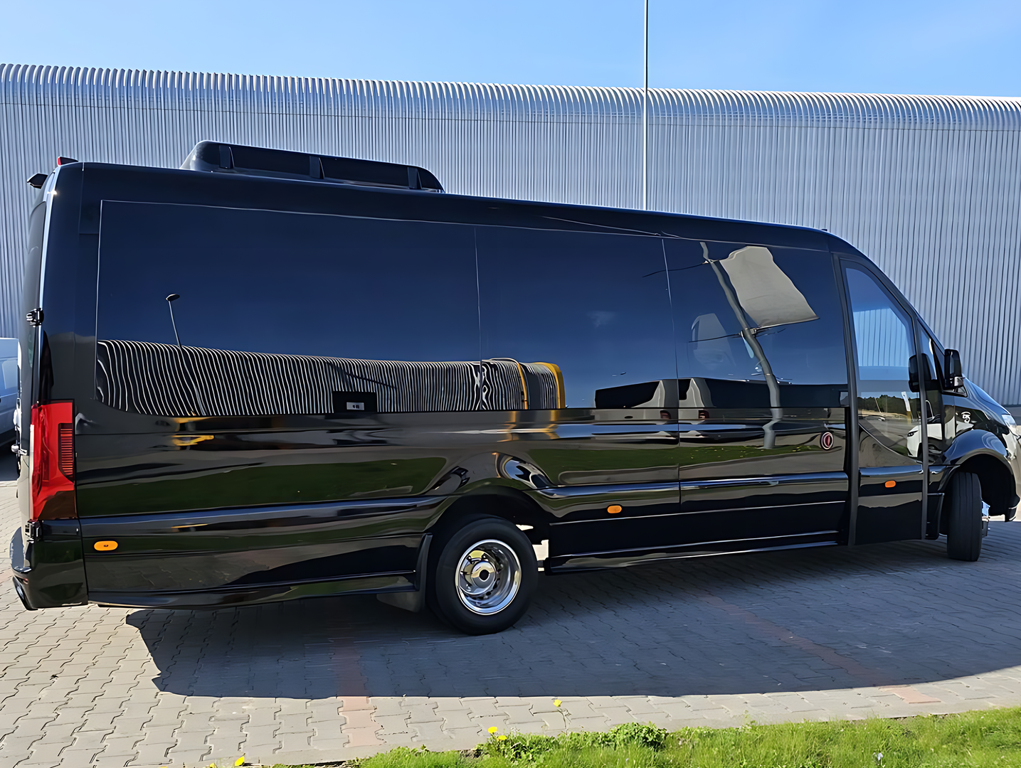 VanBudapest Sprinter interior