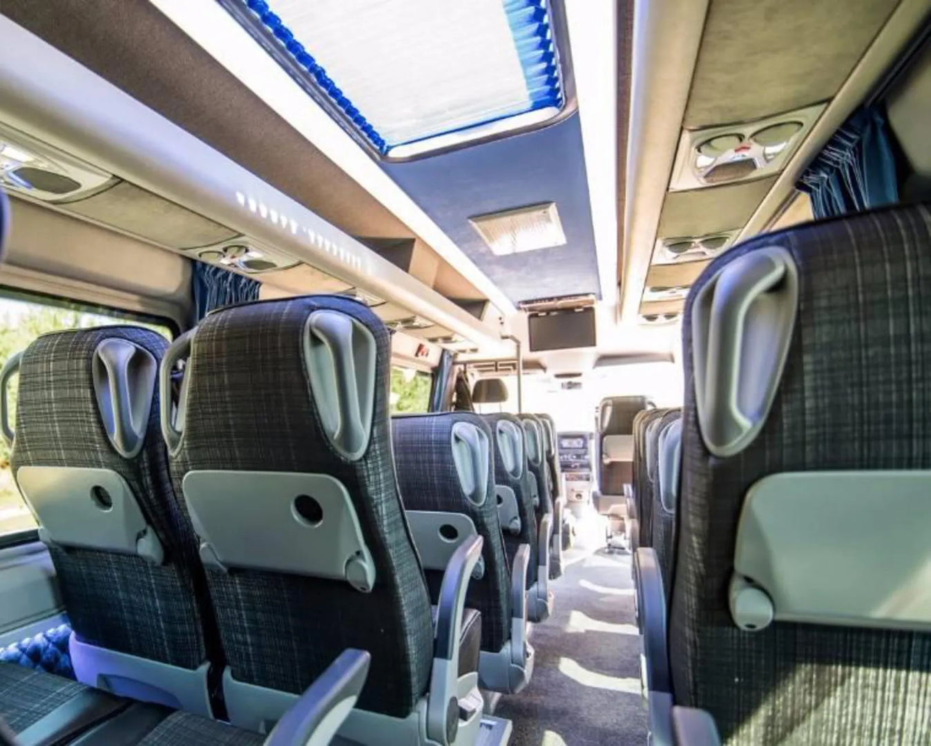 VanBudapest Sprinter on the road