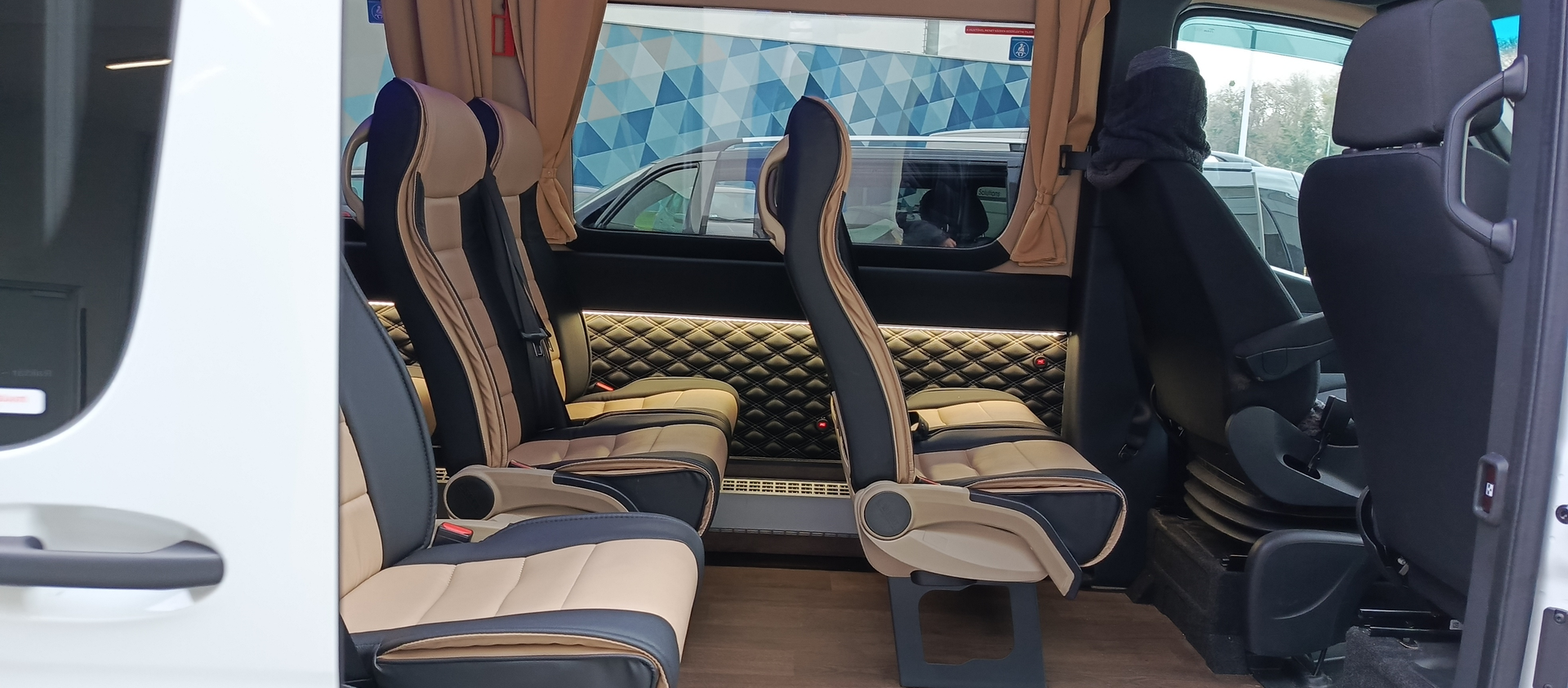 VanBudapest Sprinter on the road