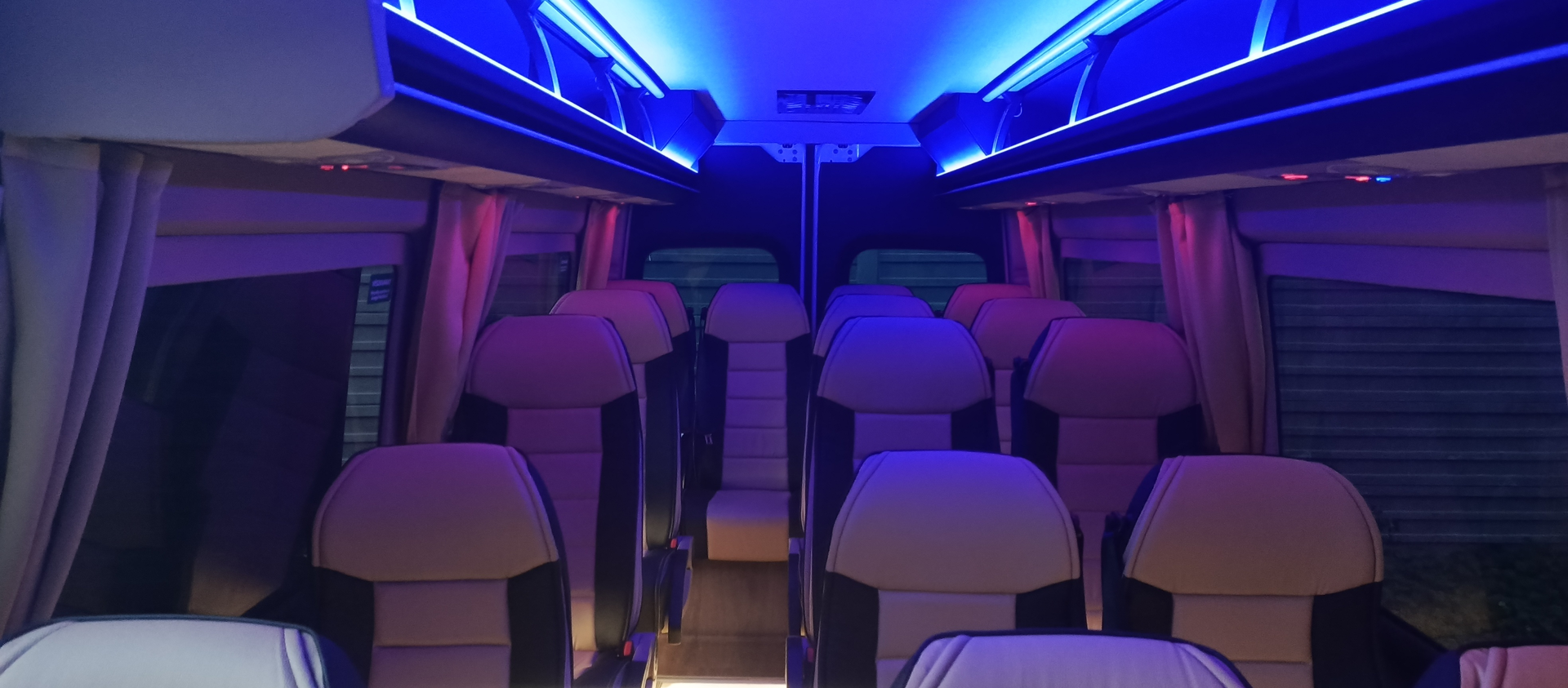 VanBudapest Sprinter service