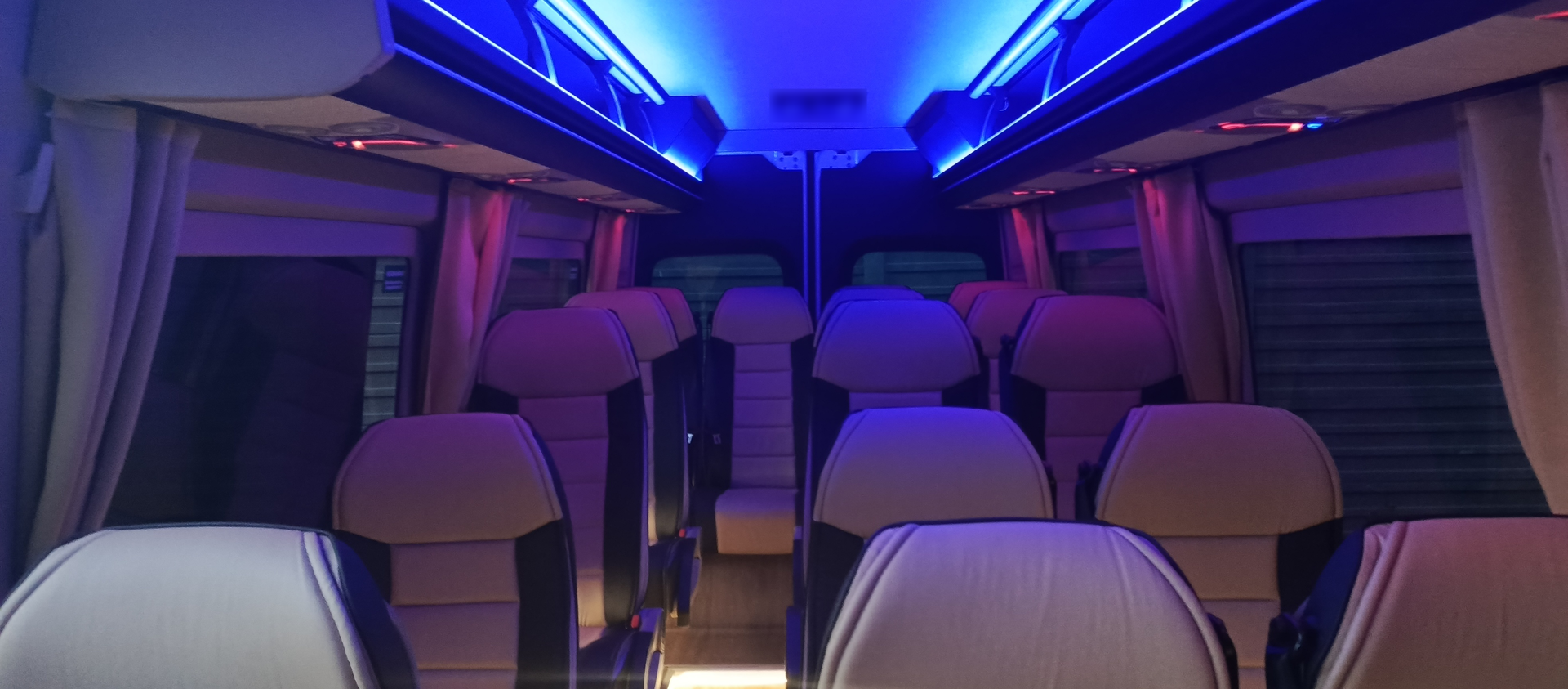 VanBudapest Sprinter exterior