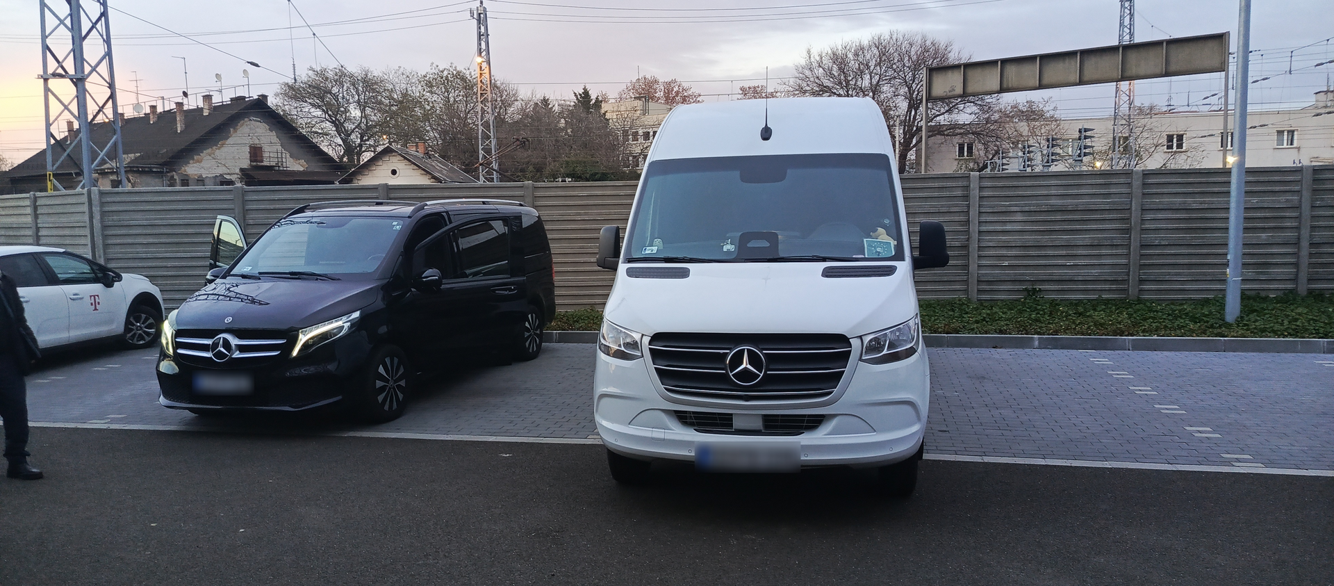 VanBudapest Sprinter exterior
