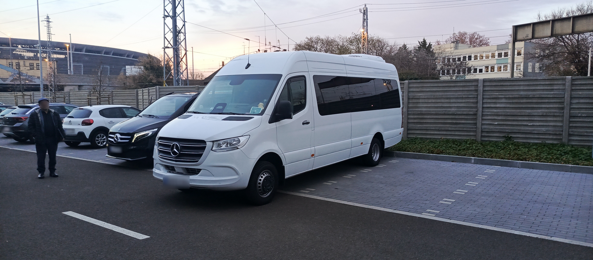 VanBudapest Sprinter exterior