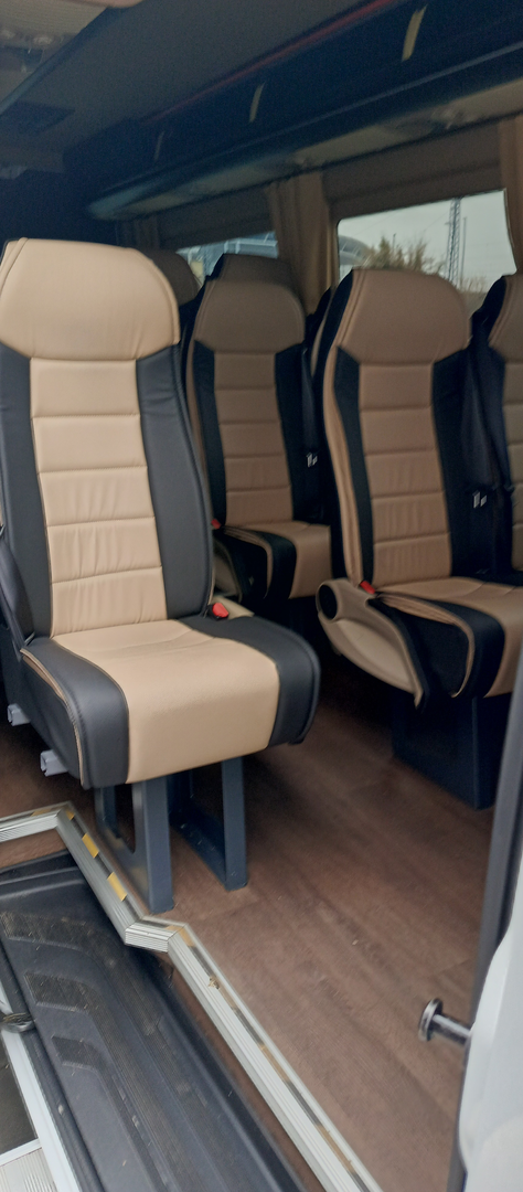 VanBudapest Sprinter interior