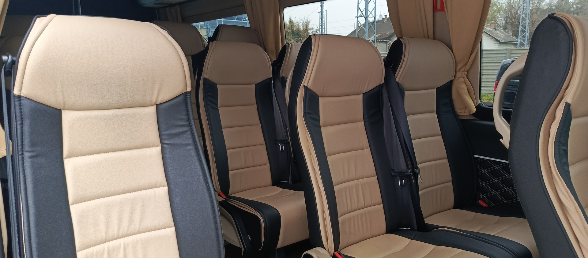 VanBudapest Sprinter interior