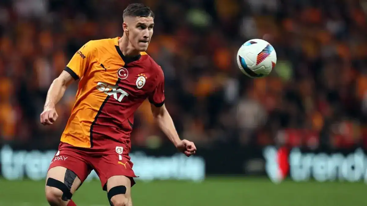 Galatasaray celebrating European triumph