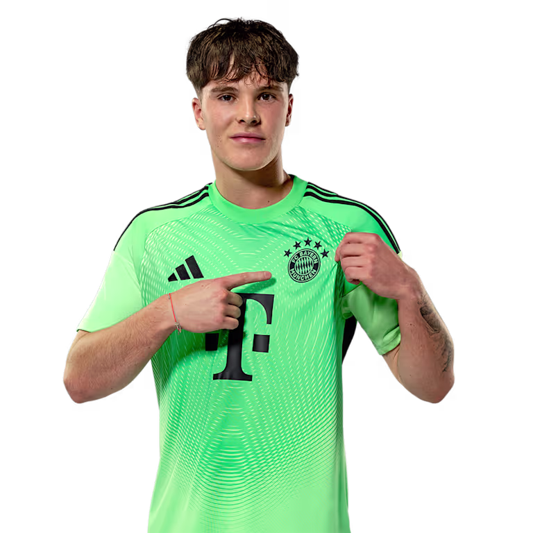 Leon Klanac — FC Bayern Munich youth player