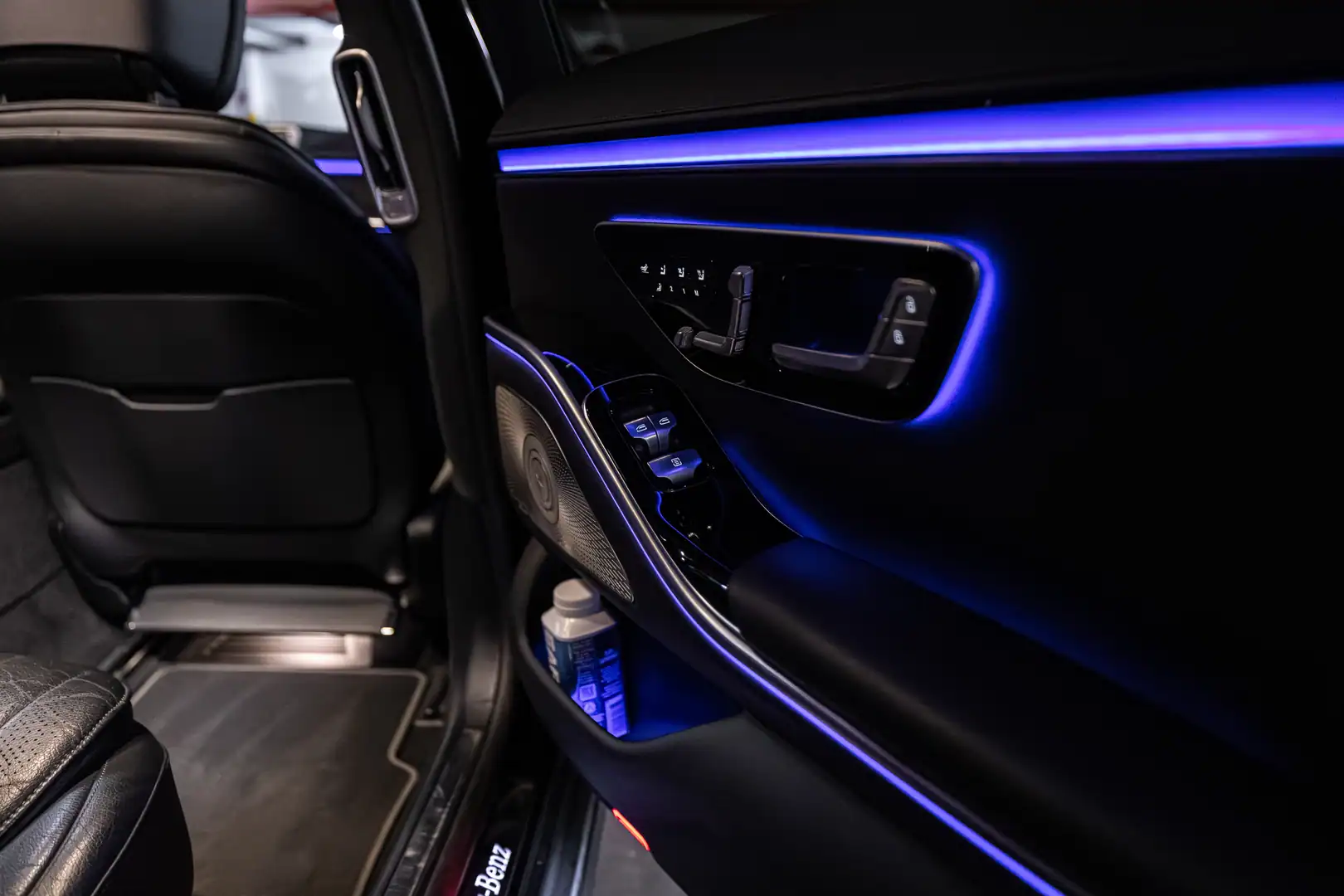 Mercedes E-Class — legroom and seating configuration