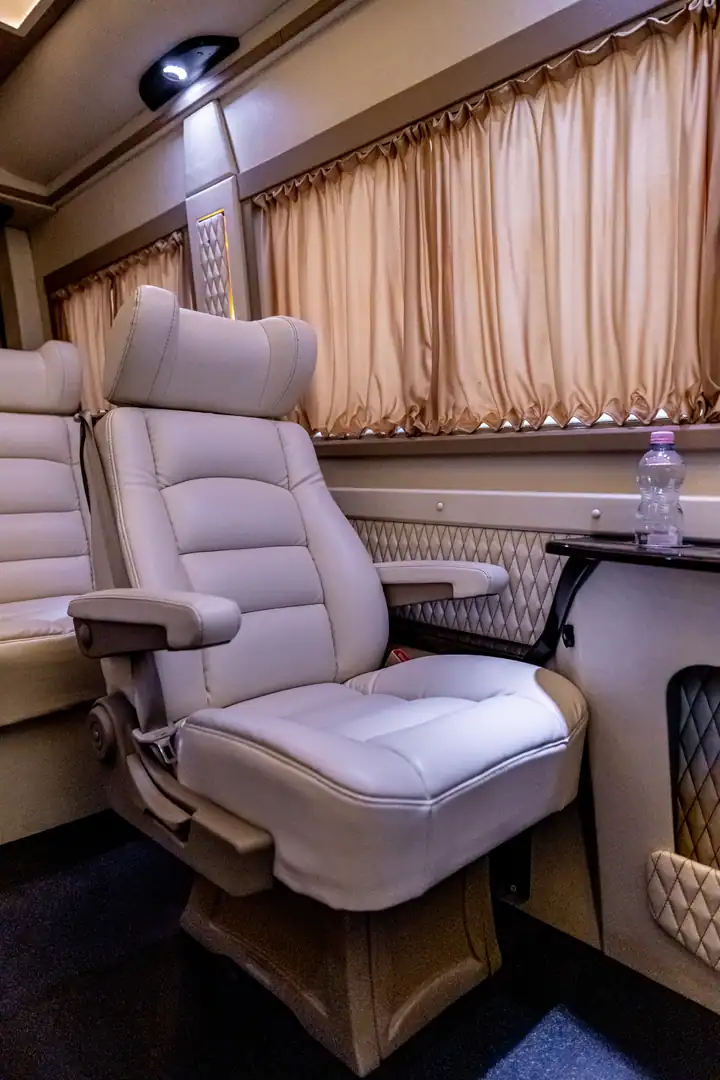 Hungary luxury VIP transfer with chauffeur
